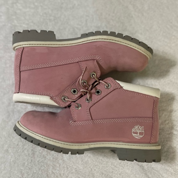 ✨Pink Timberland Waterproof Boot Size 7M